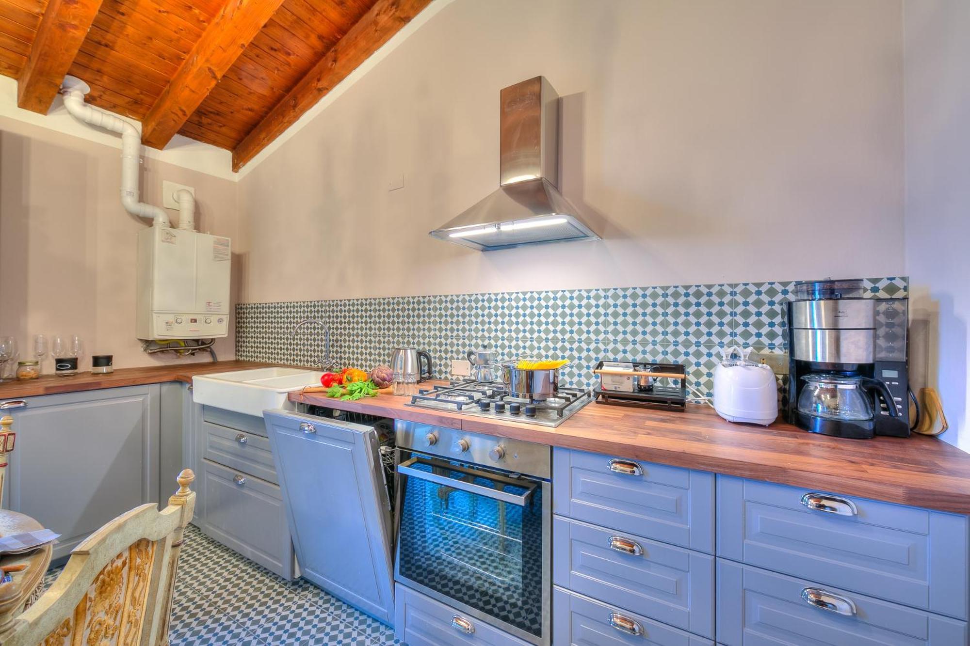 Laetitia Salo-Historic Center Near Lake - Happy Rentals Экстерьер фото